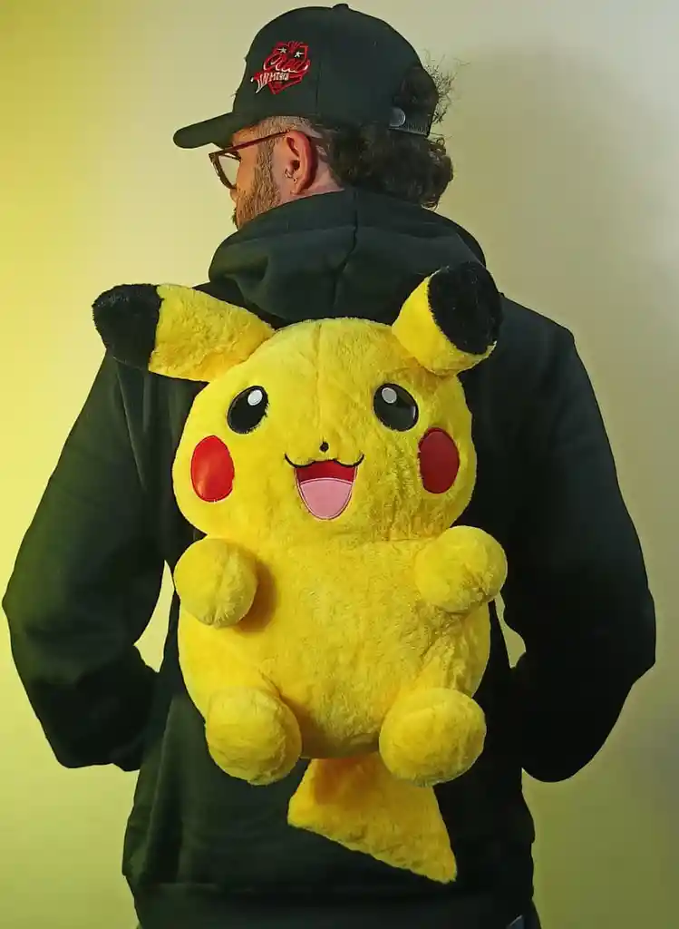 Maleta Peluche Pikachu