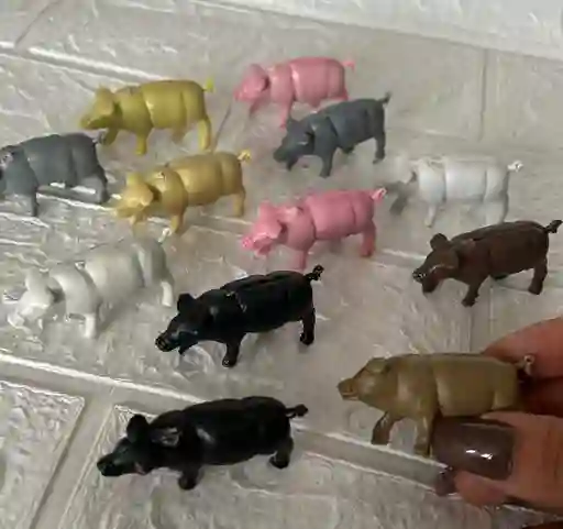 Animales Para Maqueta Cerdos O Marranos X12 Unidades