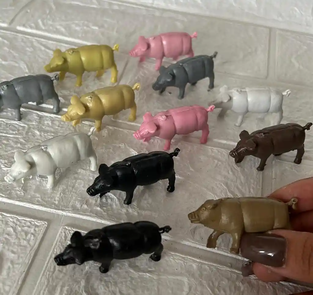Animales Para Maqueta Cerdos O Marranos X12 Unidades