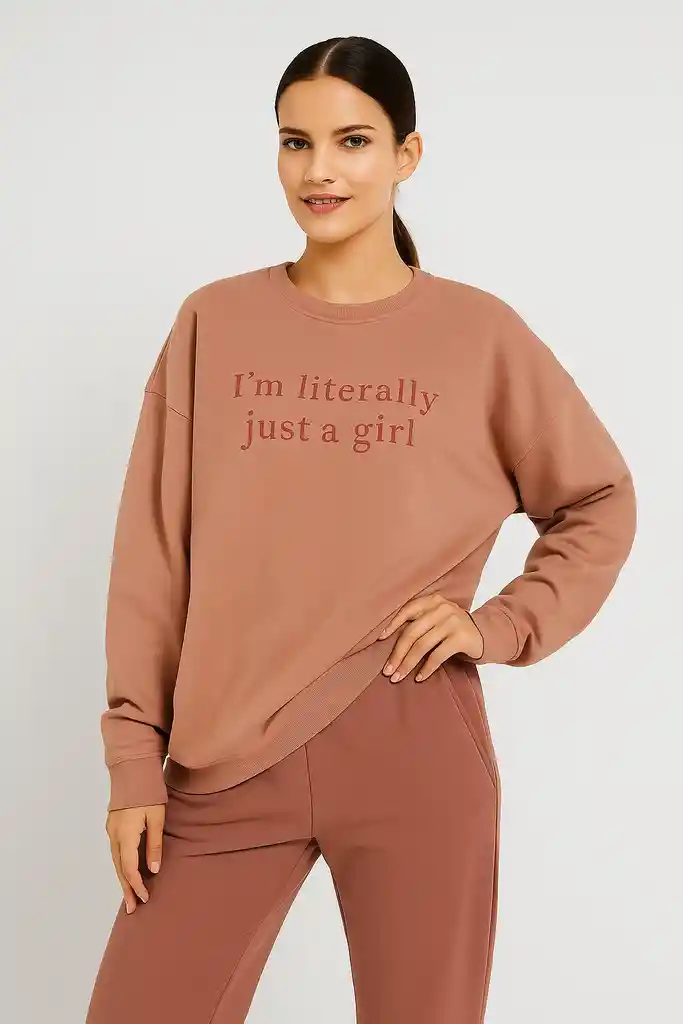 Sudadera Oversize Just A Girl - Soft Femme