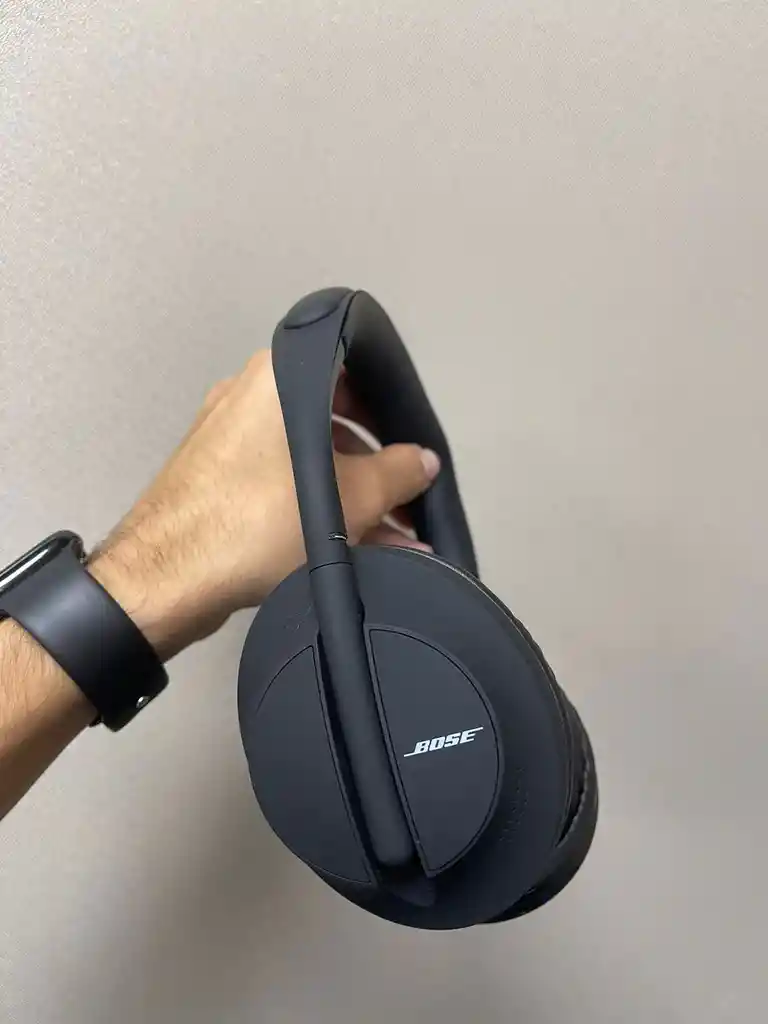 Audifonos Diadema Negros Bose 700 Sellados
