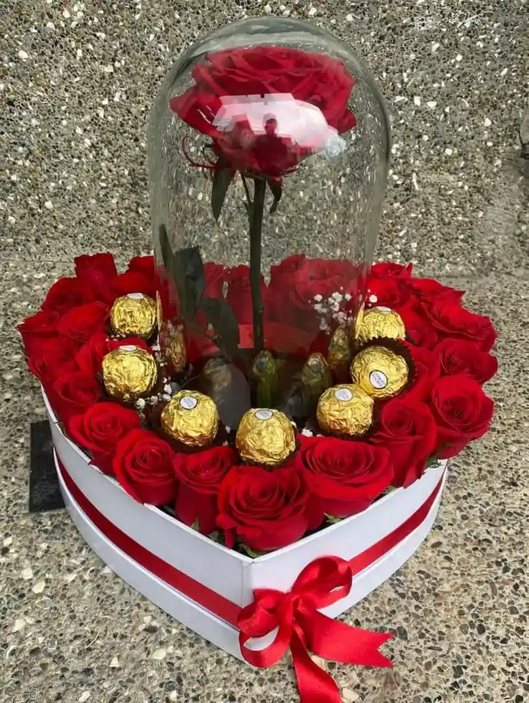 Corazon De Rosas Naturales Con Tosa Preservada