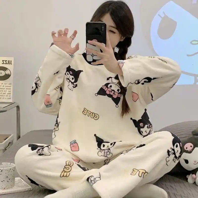 Pijama Térmica Kuromi Talla Única Adulto
