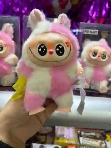 Labubu Pop Mart