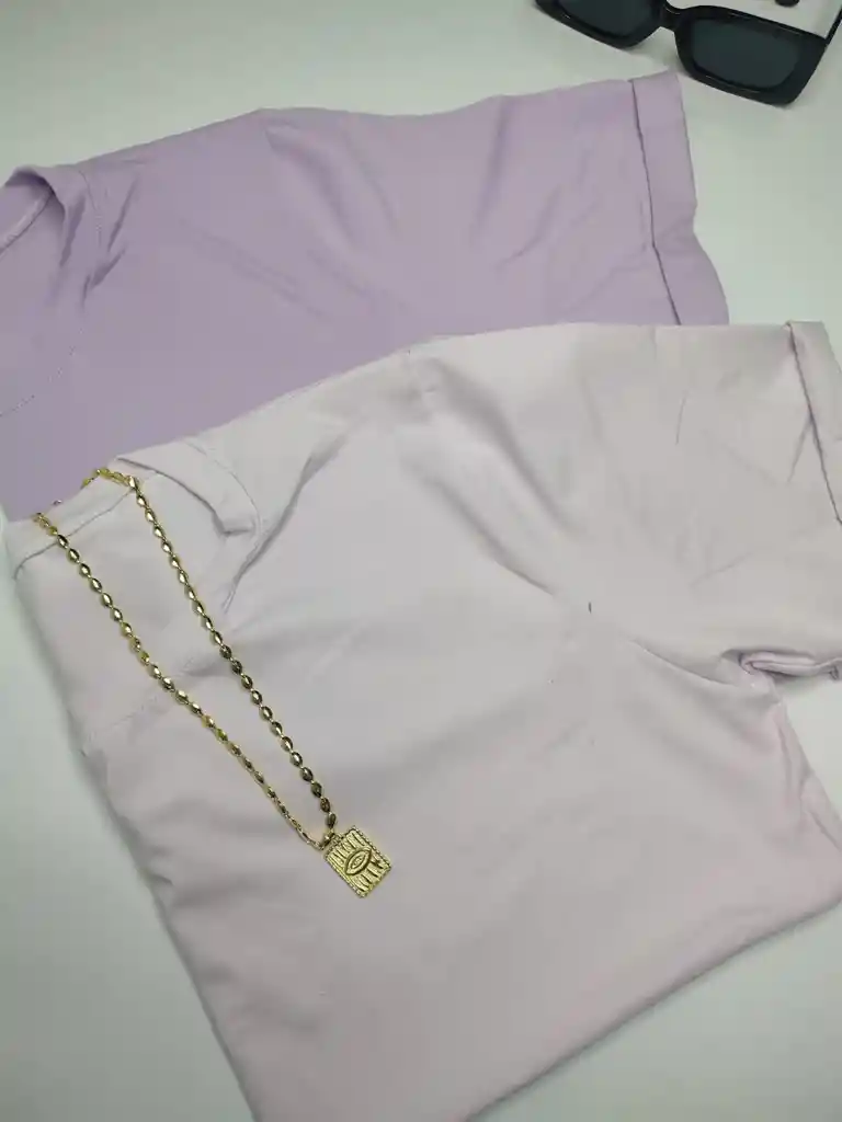 Camiseta Basica Manga Doblada
