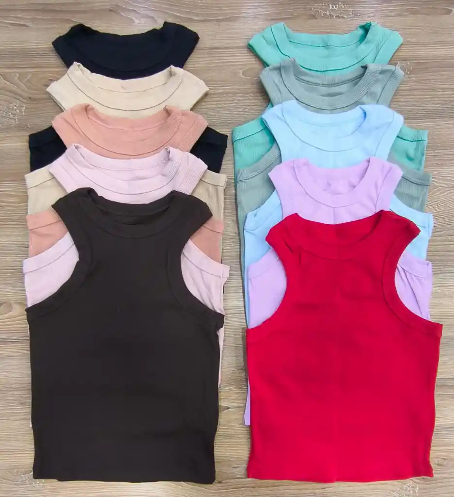 Blusa Basica Atletica Corta En Rib