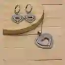 Juego De Collar Y Aretes De Seguridad En Rodio Plateado Corazon