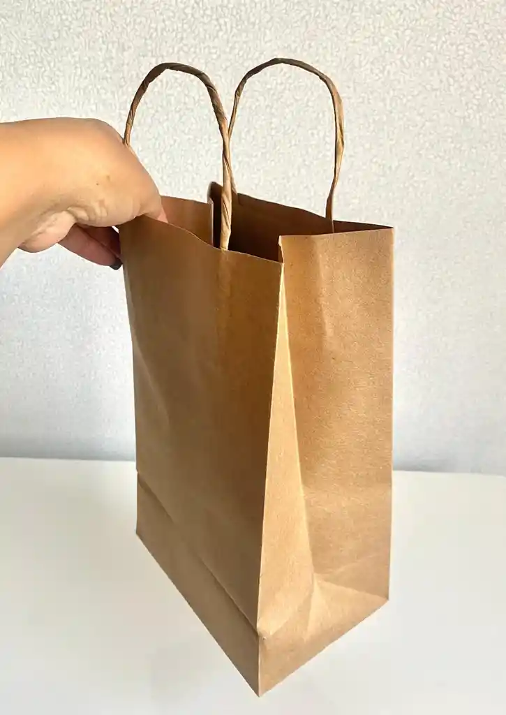Bolsa Papel Kraft # 6 Con Manija (17x28x11.5 Cms)