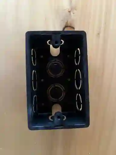 Caja 5800 Plástica