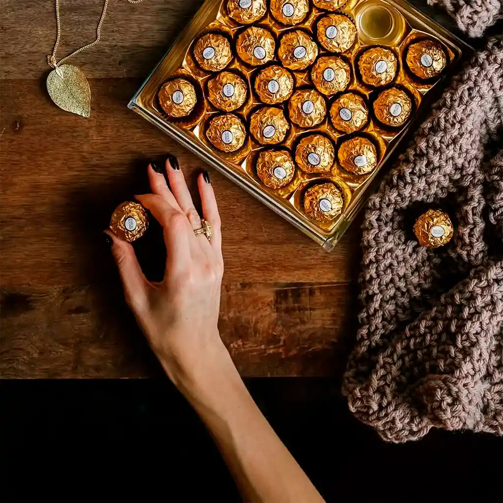 Estuche Chocolates Ferrero Rocher X24 Unidades