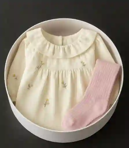 Kit Vestido Y Medias Encanto