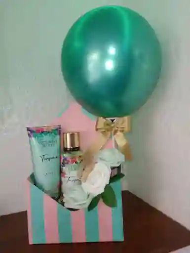 Detalle Con Rosas Eternas