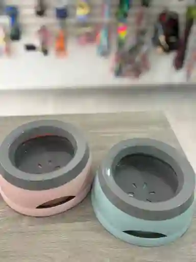 Comedero Para No Mojarse Los Bigotes