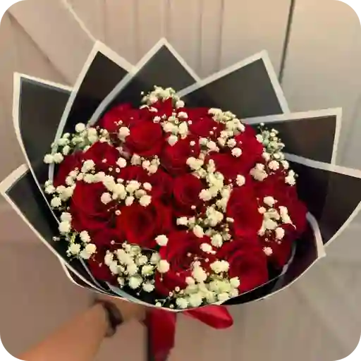 Bouquet De 24 Rosas Rojas + Perlitas