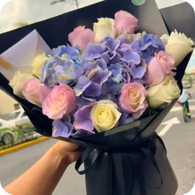 Bouquet De Rosas & Claveles