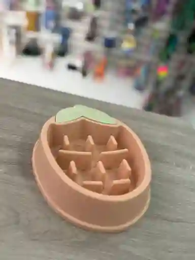 Comedero Anti Reflujo Pingüino (Colores Surtidos)