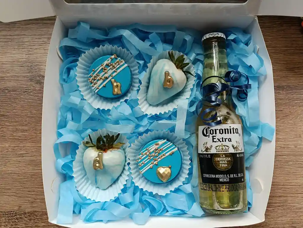 2 Choco-oreos + 2 Fresas+1 Coronita