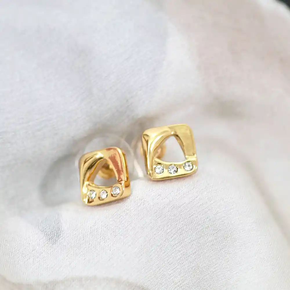 Aretes Elegantes Set X4 Brillo Eterno Color Dorado - B2 21-0085127