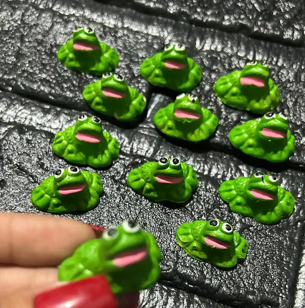 Animales Para Maqueta Sapo O Rana X12 Unidades Sapo O Rana X12 Unidades