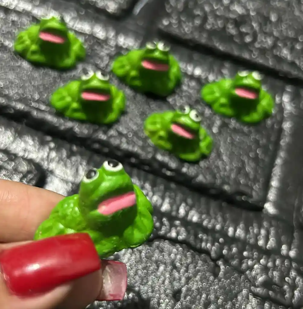 Animales Para Maqueta Sapo O Rana X6 Unidades Sapo O Rana X6 Unidades