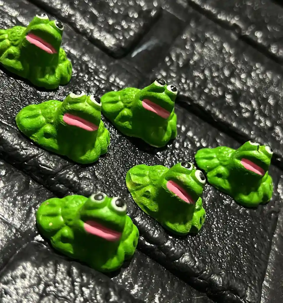 Animales Para Maqueta Sapo O Rana X6 Unidades Sapo O Rana X6 Unidades