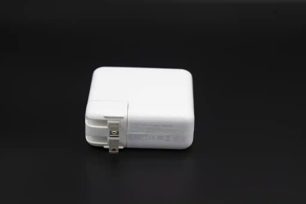 Cargador Homologado Mac Type C 61w