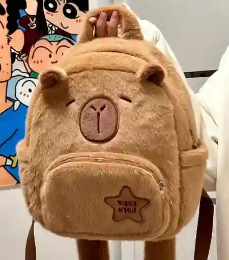 Bolso Mochila Peluche Capibara