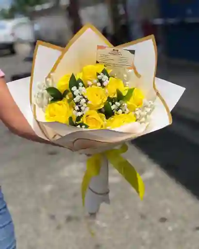 Bouquet De Rosas Amarillas