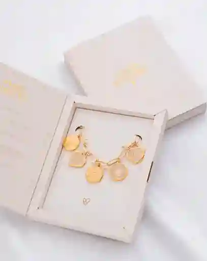 Pulsera Padre Nuestro + Caja Especial