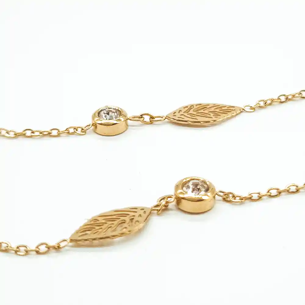 Set Collar + Aretes Hojas Talladas En Acero Inoxidable