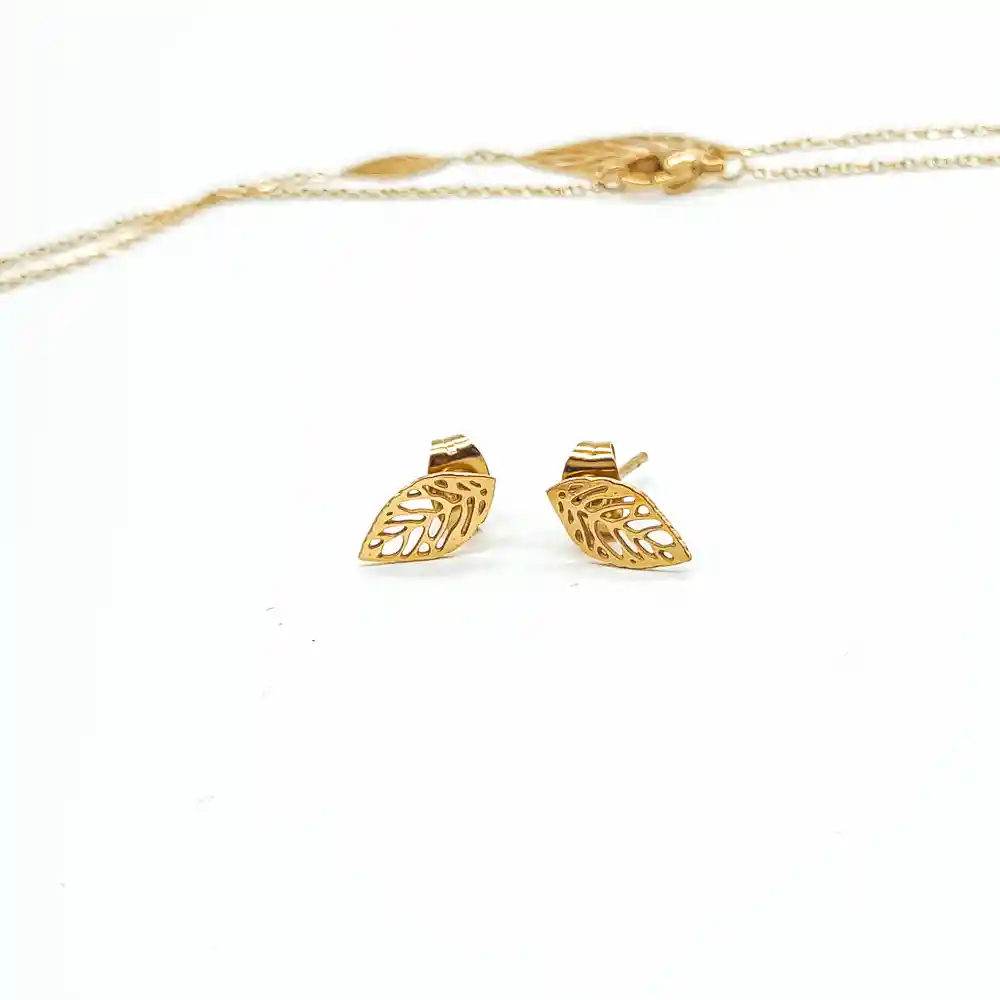 Set Collar + Aretes Hojas Talladas En Acero Inoxidable