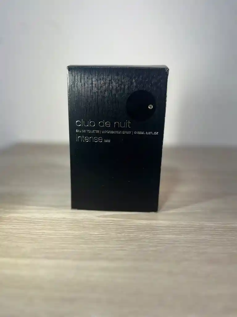 Club De Nuit Intense Man De Armaf