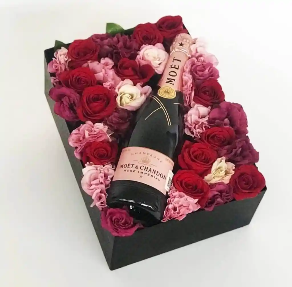 Caja Moet