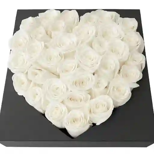 Corazón En Flores Blancas