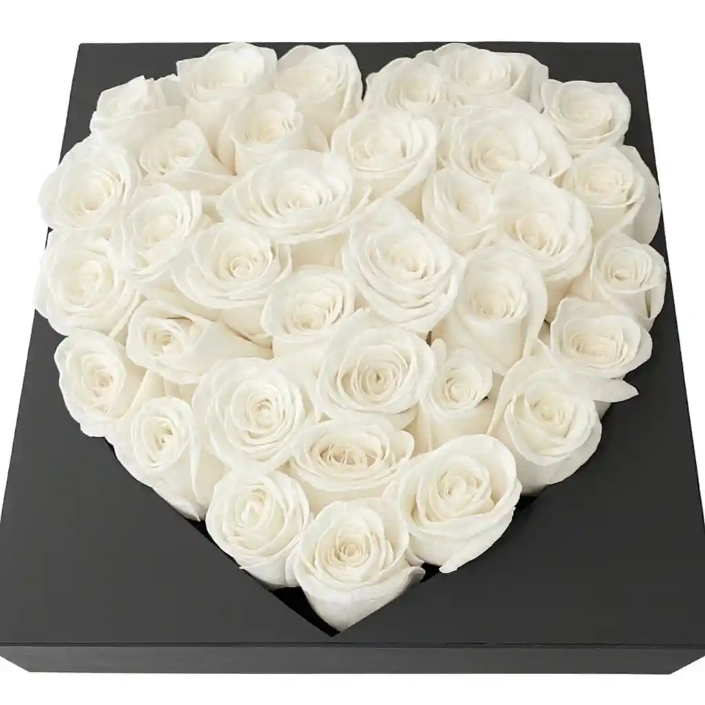 Corazón En Flores Blancas