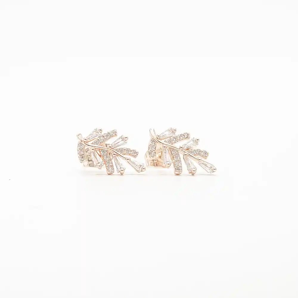 Aretes Hojas Luminosas En Rodio