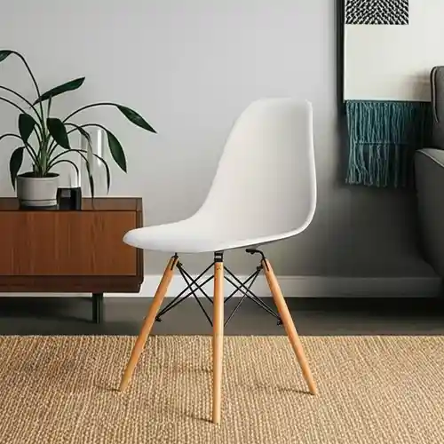 Silla Charles Eames Blanca Con Patas De Madera 82x47 Cm