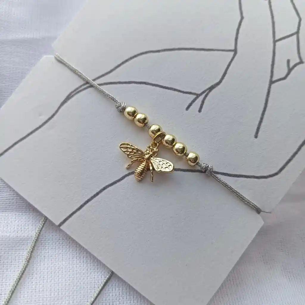 Manilla Delicada Abejita