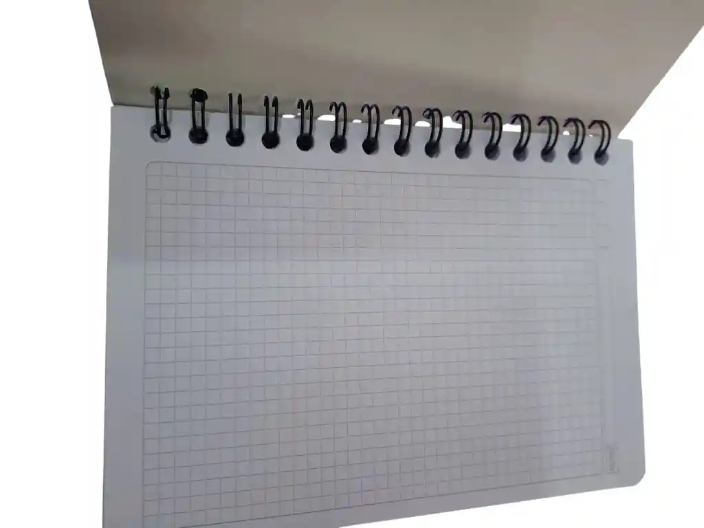 Cuaderno Argollado Pequeño Mujer