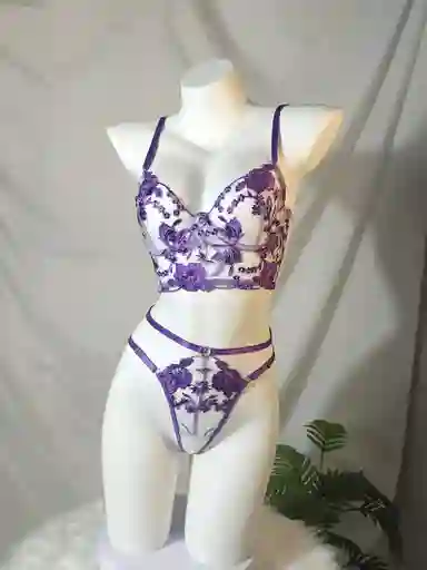 Conjunto Bordado Floral Talla M