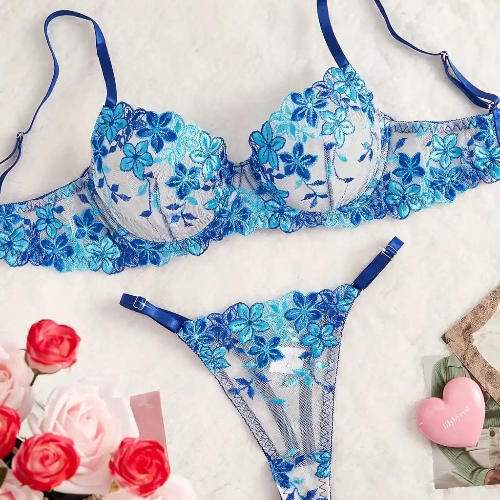 Conjunto Bordado Floral Talla M
