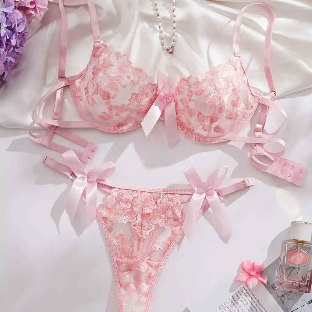 Conjunto Bordado Floral Talla M