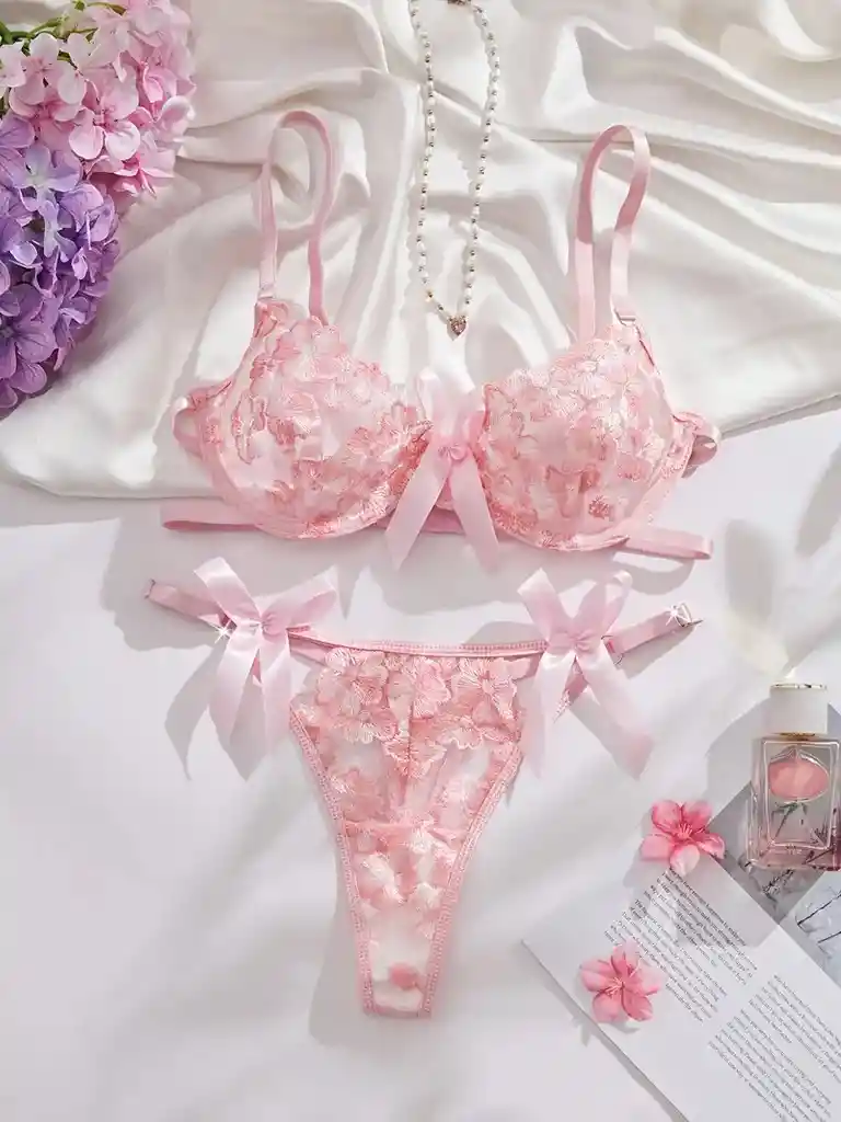 Conjunto Bordado Floral Talla M