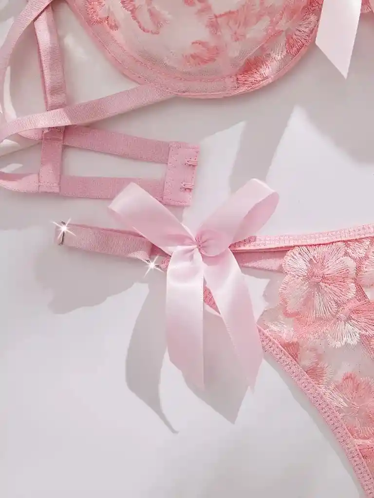 Conjunto Bordado Floral Talla M