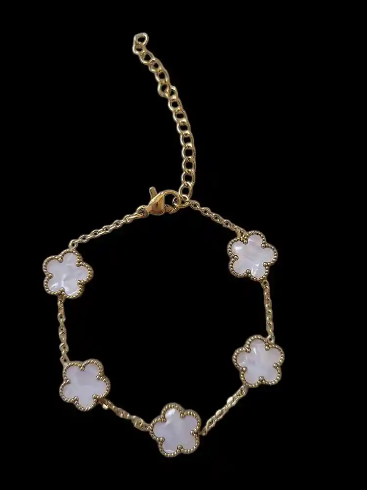Pulsera Trébol Estilo Van Cleef Blanca