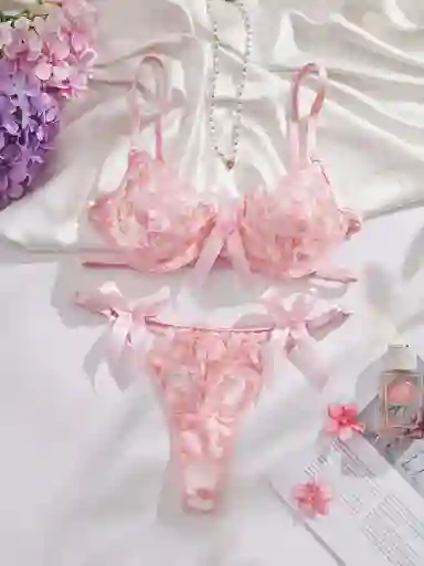 Conjunto Bordado Floral Talla M R114
