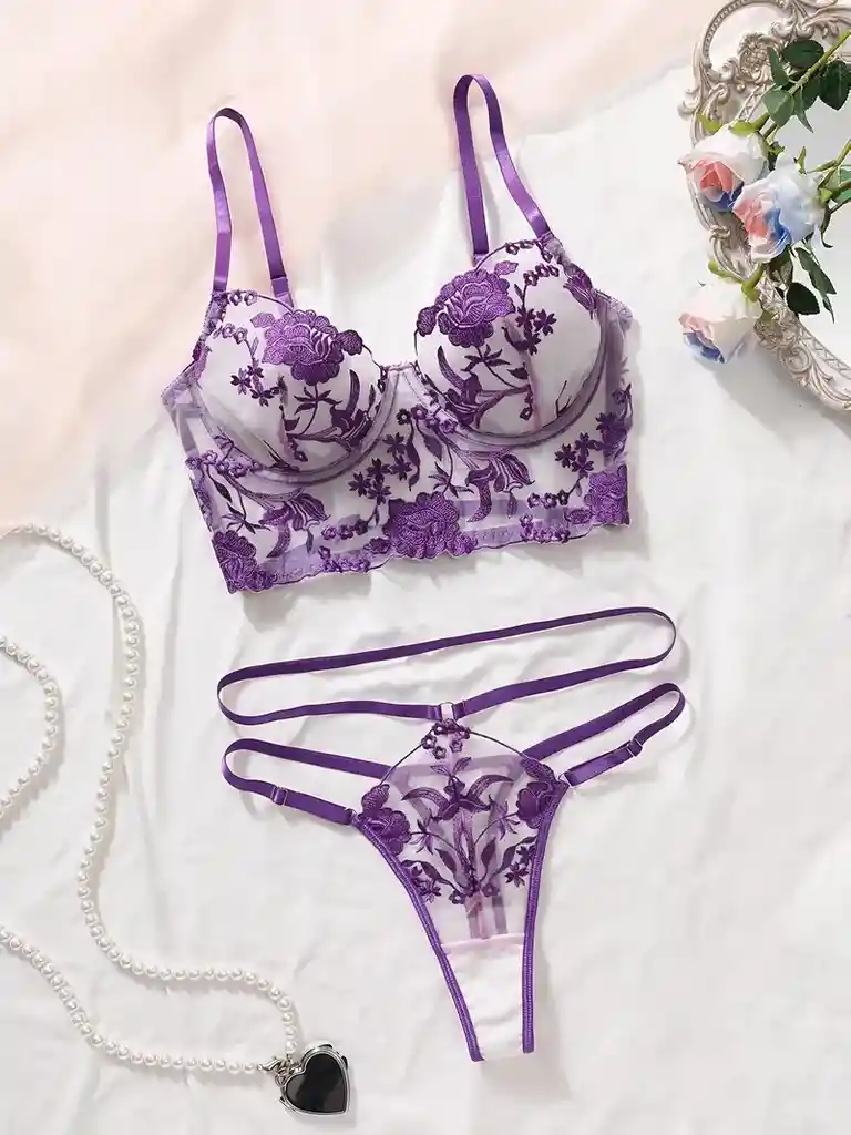 Conjunto Bordado Floral Talla M