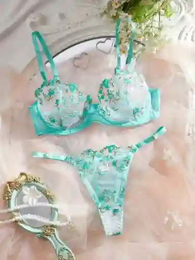 Conjunto Bordado Floral Talla M R115