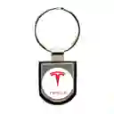 Llavero Pequeño, Carro Tesla