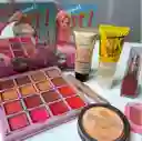 Combo Maquillaje--- Amor Y Amistad